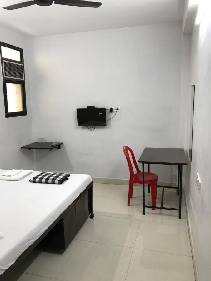 Prestige Guest House & Hostel Bilāspur Exterior photo